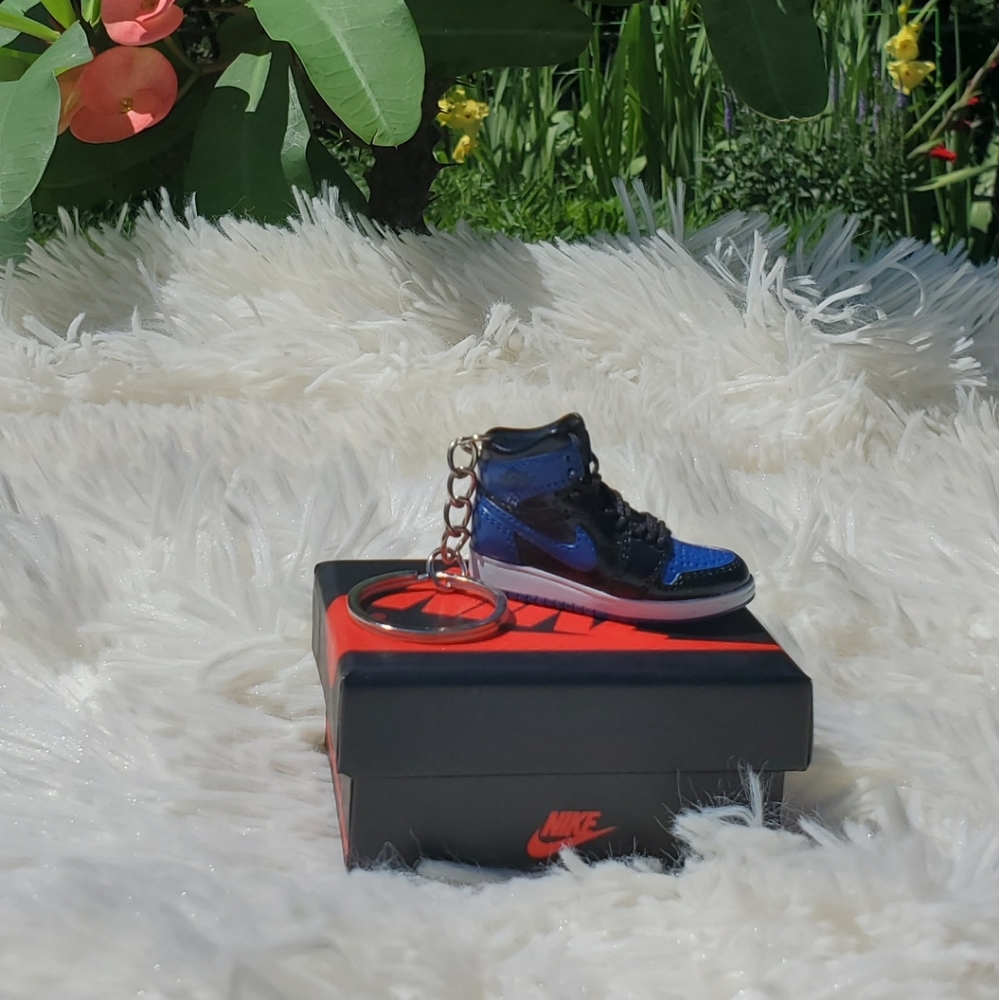 AJ 1 (I) RETRO HIGH "ROYAL" SHOE KEYCHAIN